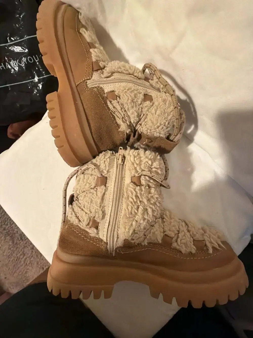 Zara Kids Faux Shearling Sherpa Ankle Boots in Tan/Beige (EU Size 32) US Sz1